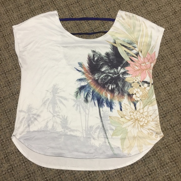 SO Tops - SOLD!     SO Palm Tree White Satin Like Top * Junior Small